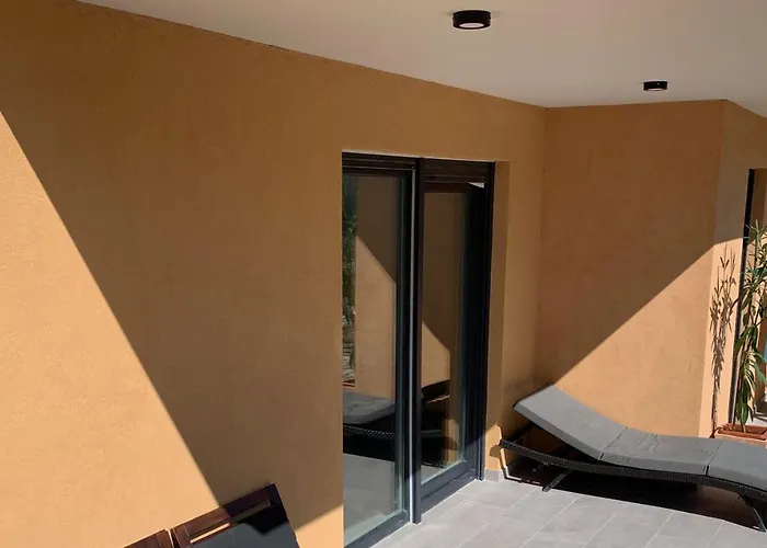 Miabella Lägenhet Drage