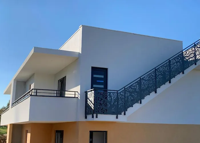 Miabella Lägenhet *